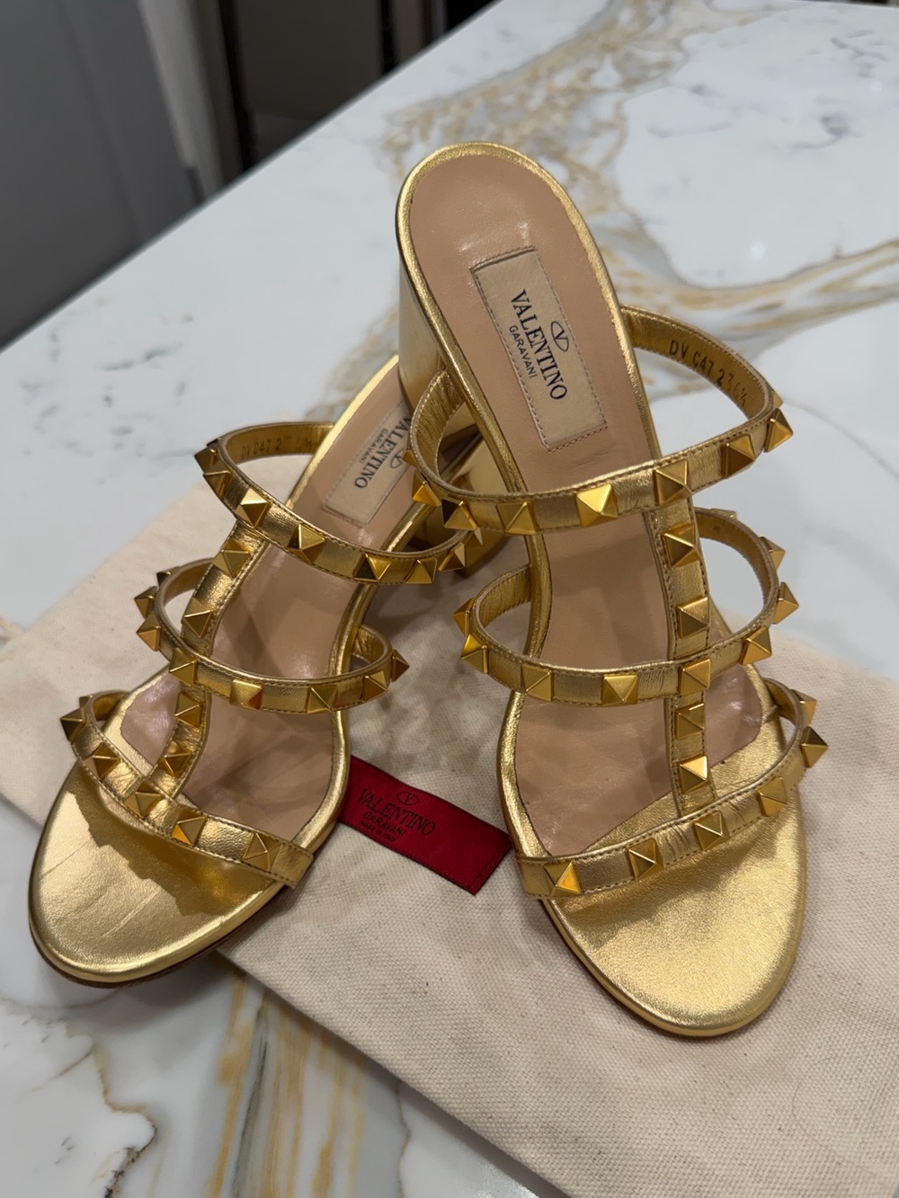 Valentino Garavani Gold Rockstud Strappy Slide Sandals Size 6.5